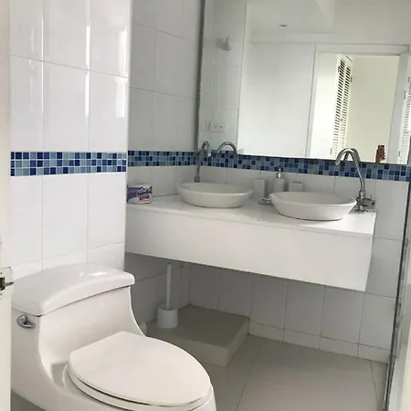 Apartamento De 3 Alcobas Tc16 Cerca Al Mar Con Aire Acondicionado Y Wifi Apartamento