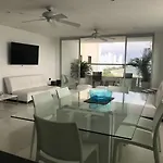 Apartamento De 3 Alcobas Tc16 Cerca Al Mar Con Aire Acondicionado Y Wifi