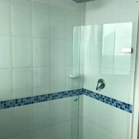 Apartamento De 3 Alcobas Tc16 Cerca Al Mar Con Aire Acondicionado Y Wifi Apartment *
