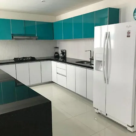 Apartamento De 3 Alcobas Tc16 Cerca Al Mar Con Aire Acondicionado Y Wifi *